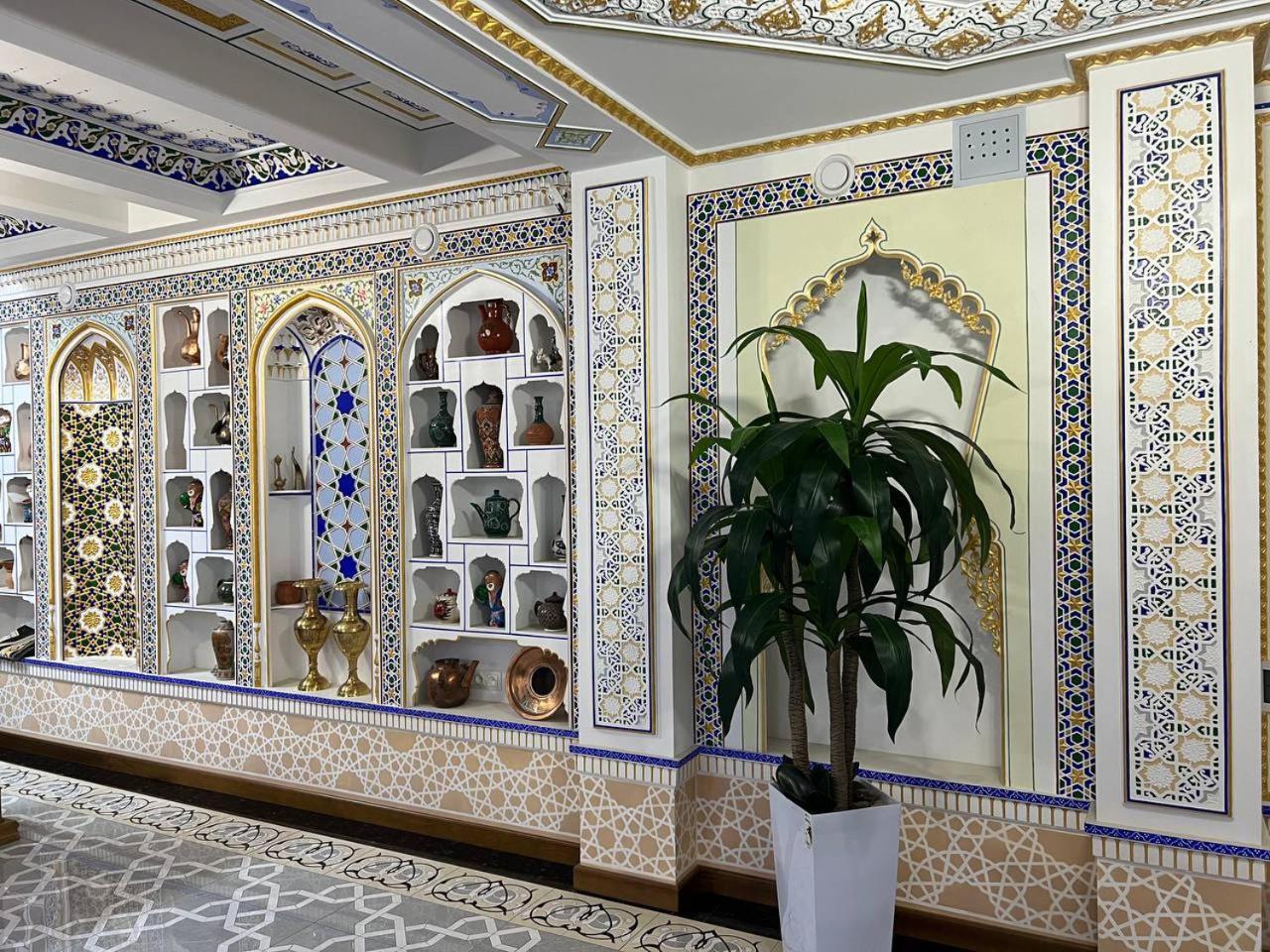 Labi Rud Hotel Premium Бухара Екстериор снимка